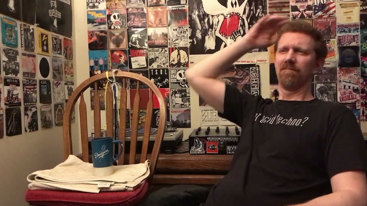 Shnootz - Reaction Video (The Cure - The Same Deep Water as You)