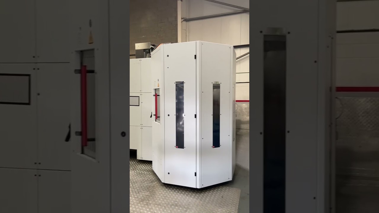 Hermle C42U 5 Axis VMC with Pallet System
