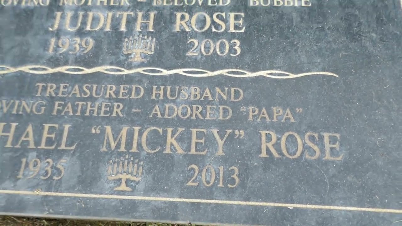 Screenwriter Mickey Rose Grave Hillside Memorial Park Culver City LA California USA May 24, 2023