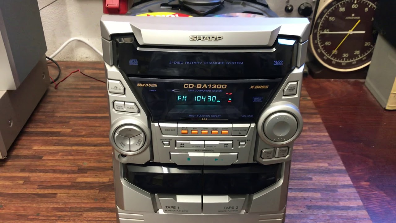Sharp HiFi CD-BA1300 Baujahr 2001 war defekt