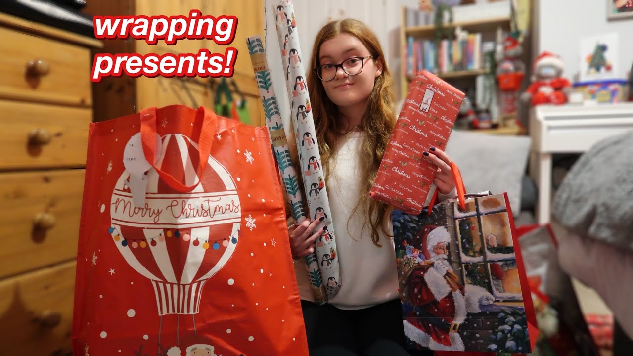 Wrapping Christmas Presents 2022! *Wrap presents with me*