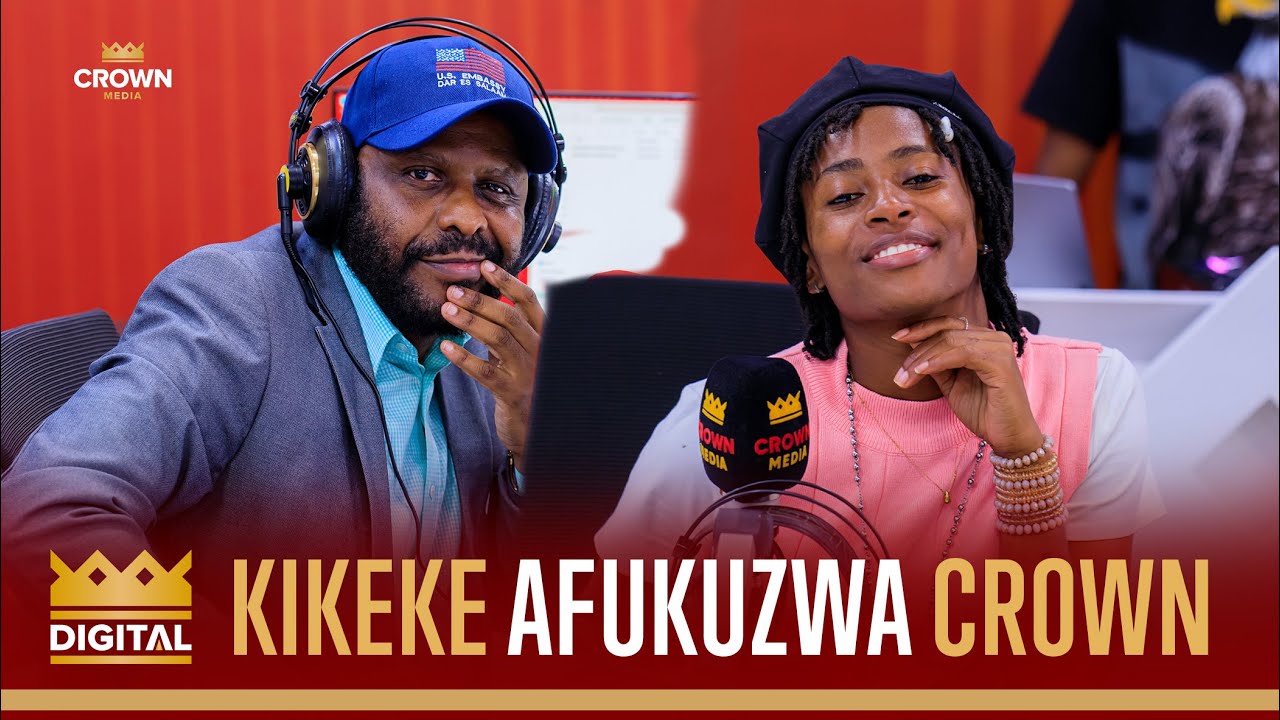KIKEKE ALIVYOTIMULIWA CROWN MEDIA NA ALIKIBA LIVE KWENYE KIPINDI