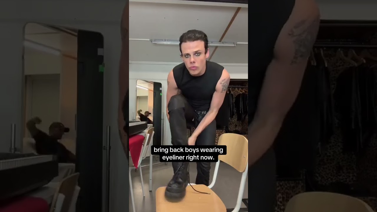 BRING BACK BOYS WEARING EYELINER!!! 🤭 @yungblud #yungblud #yungbludarmy #blackheartsclub