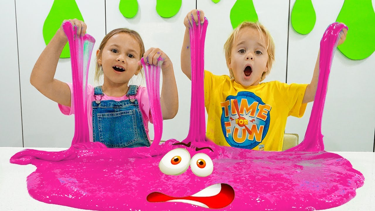 Chris gioca con gli amici - Divertenti avventure per bambini e giochi all'aperto!
