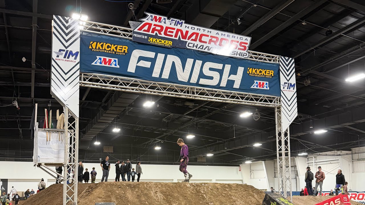 Toronto Canada Rnd 3 AMA Kicker Arenacross Championship series. (Moto Vlog #1)