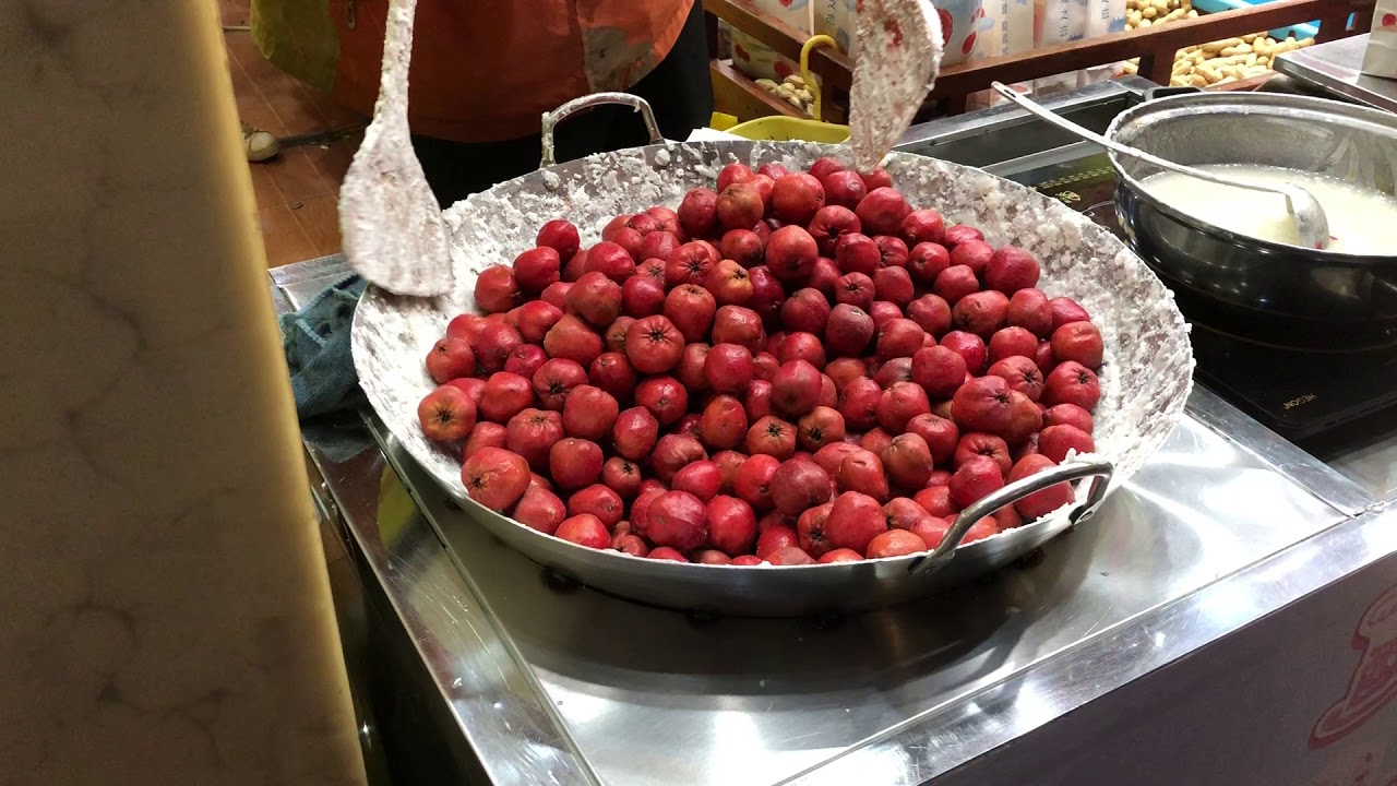 Making of Candied Hawthorn 糖山楂製作過程