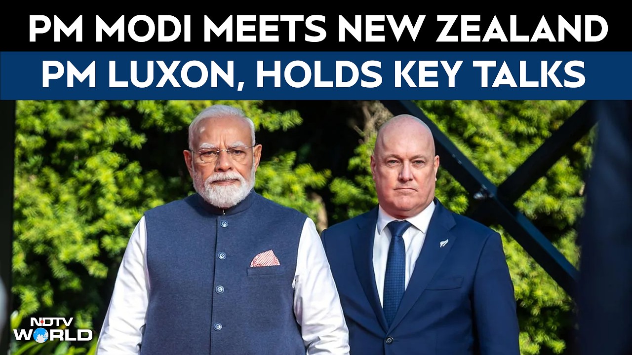 PM Modi New Zealand Visit | PM Modi Meets New Zealand PM Christopher Luxon In Auckland
