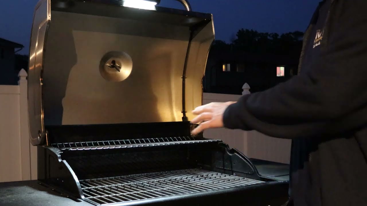 Mr. Bar-B-Q Dual Action Grill Light