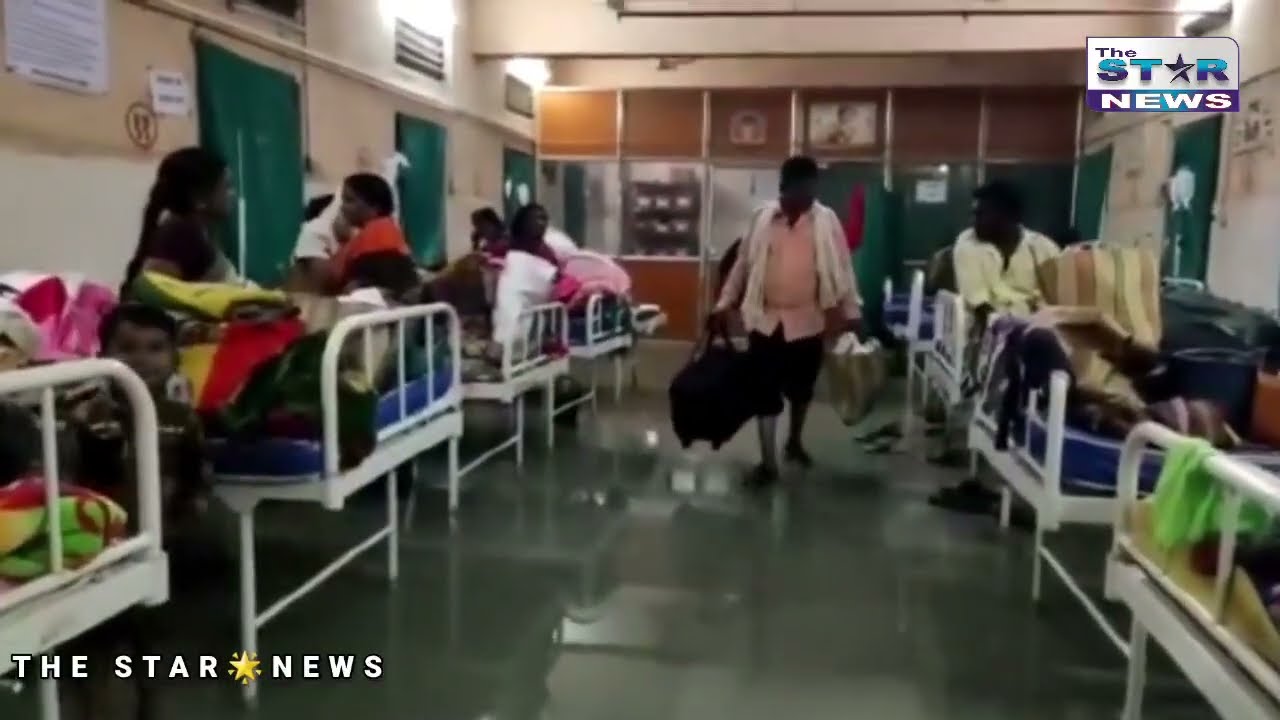 सरकारी अस्पताल में पानी के ऊपर मरीज|वाशिम के सरकारी अस्पताल में घुसा पानी