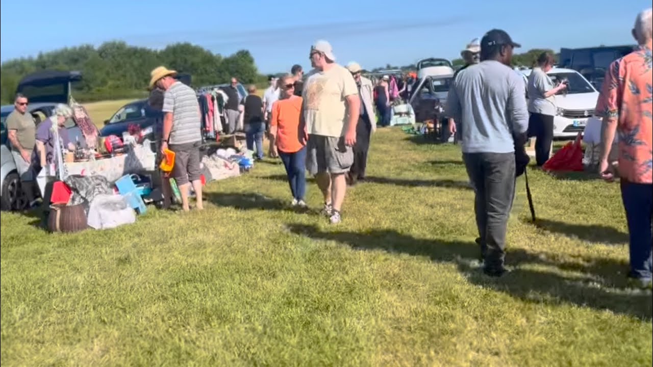 Car Boot Sale Vlog & Clothes Fashion Try On
