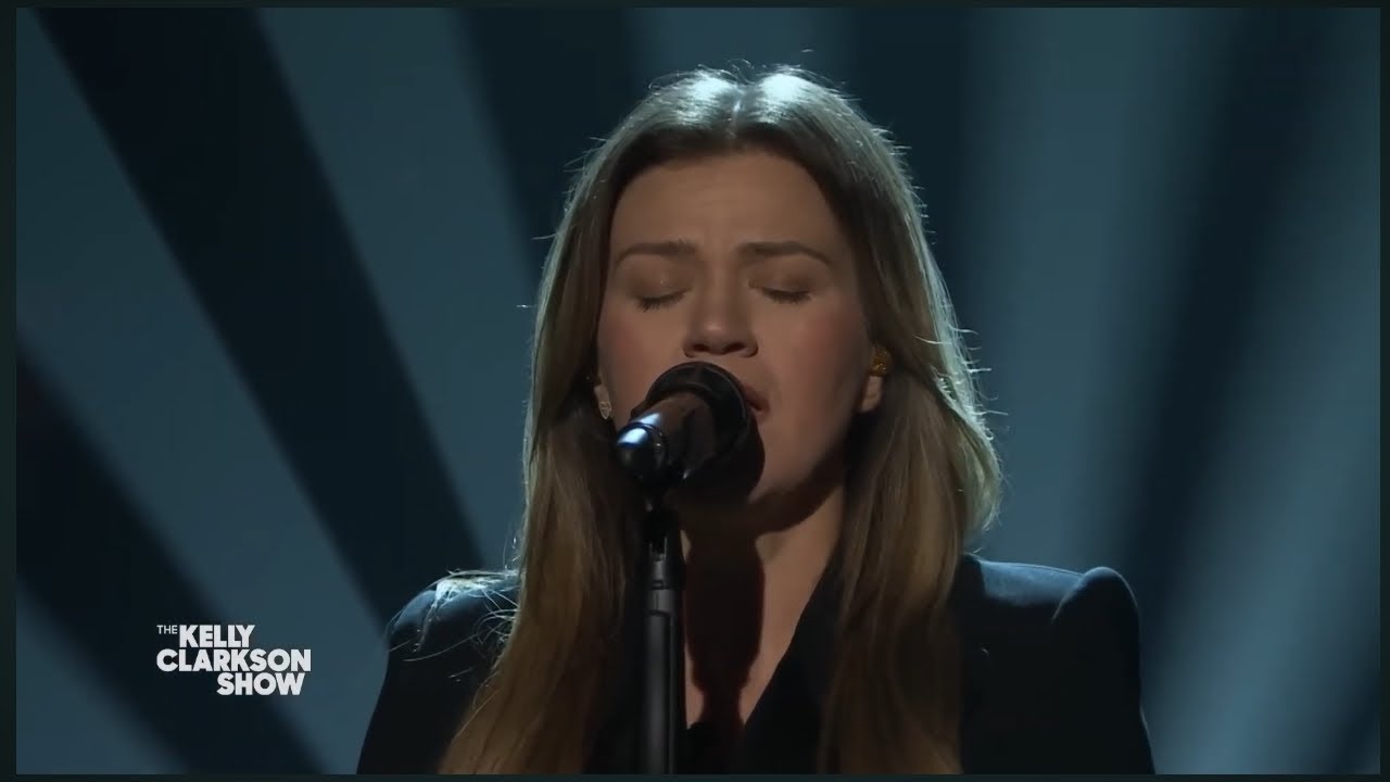 Never Enough_ kellyoke!! Kelly Clarkson Live Singing Show 