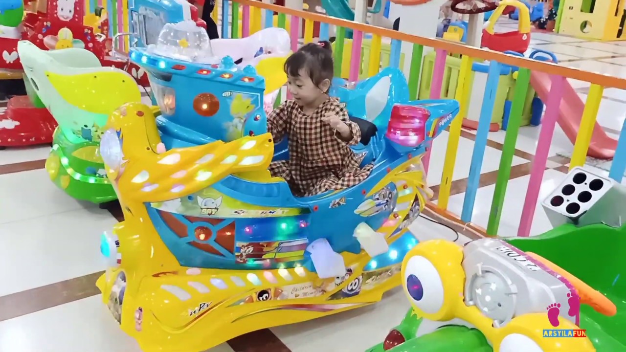 Serunya bermain mobil-mobilan di Playground Grand Mall Maros || Permainan anak lucu sekali