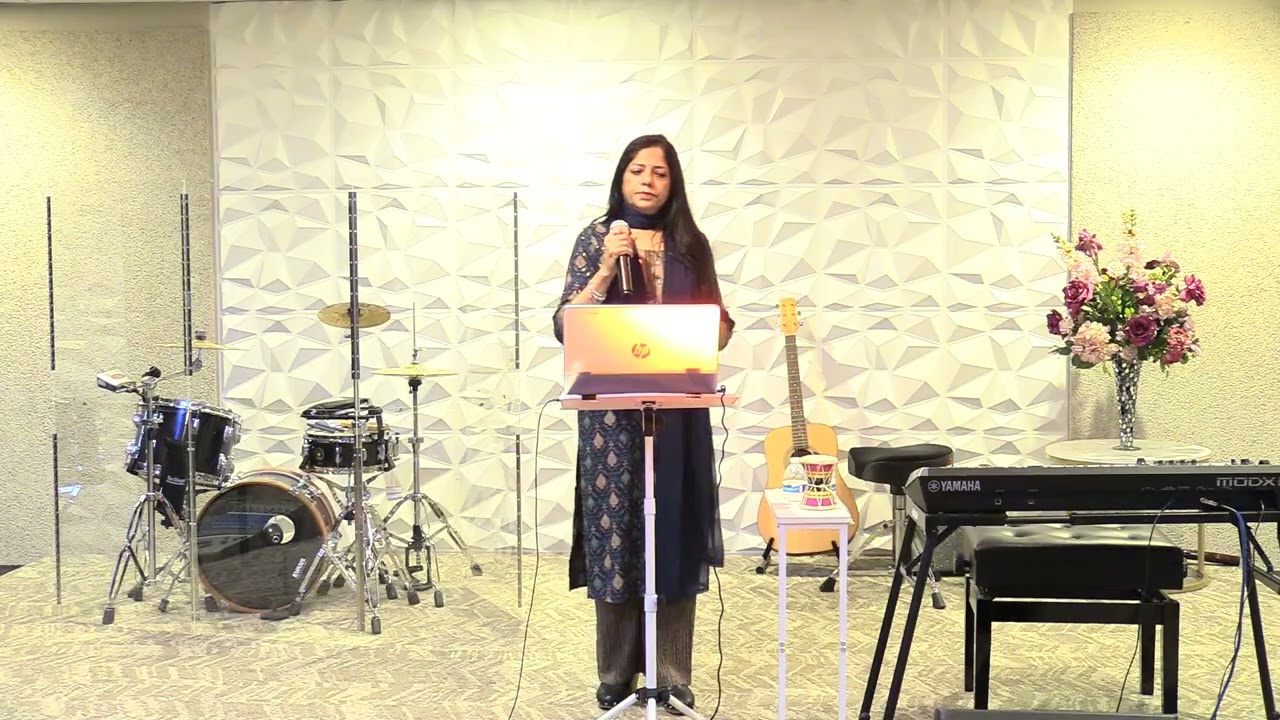 Aye Pyar Teri Pehli Nazar Ko Salam - Sheena