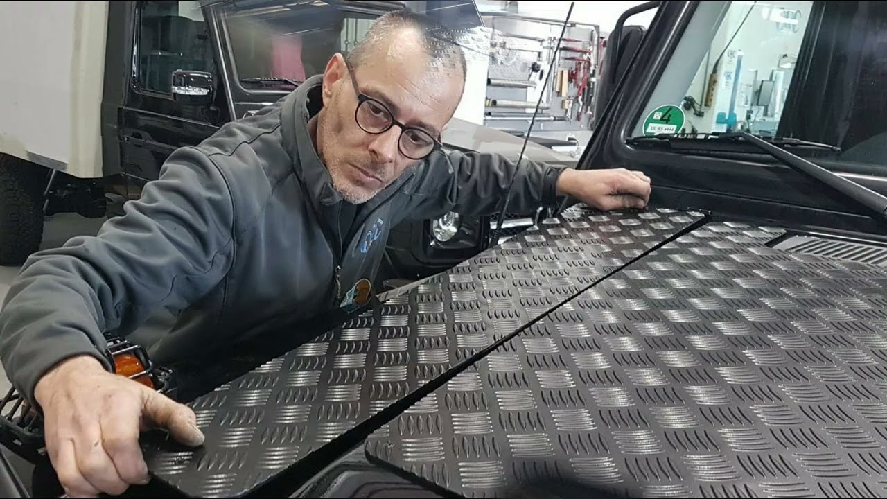 ORC Trittschutzauflagen-Montage / Installation of step protection Mercedes G350d Professional