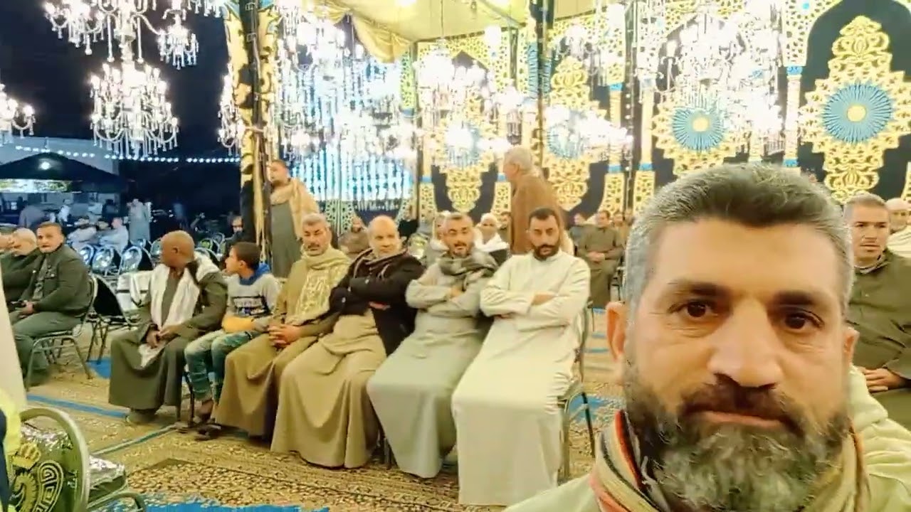 قُآرئ آلَآذِآعٌةّ وٌآلَتٌلَيَفُزٍيَوٌنِ فُضيَلَةّ آلَشُيَخِ مًحًمًدٍ مًحًروٌسِ طِلَبًةّ 