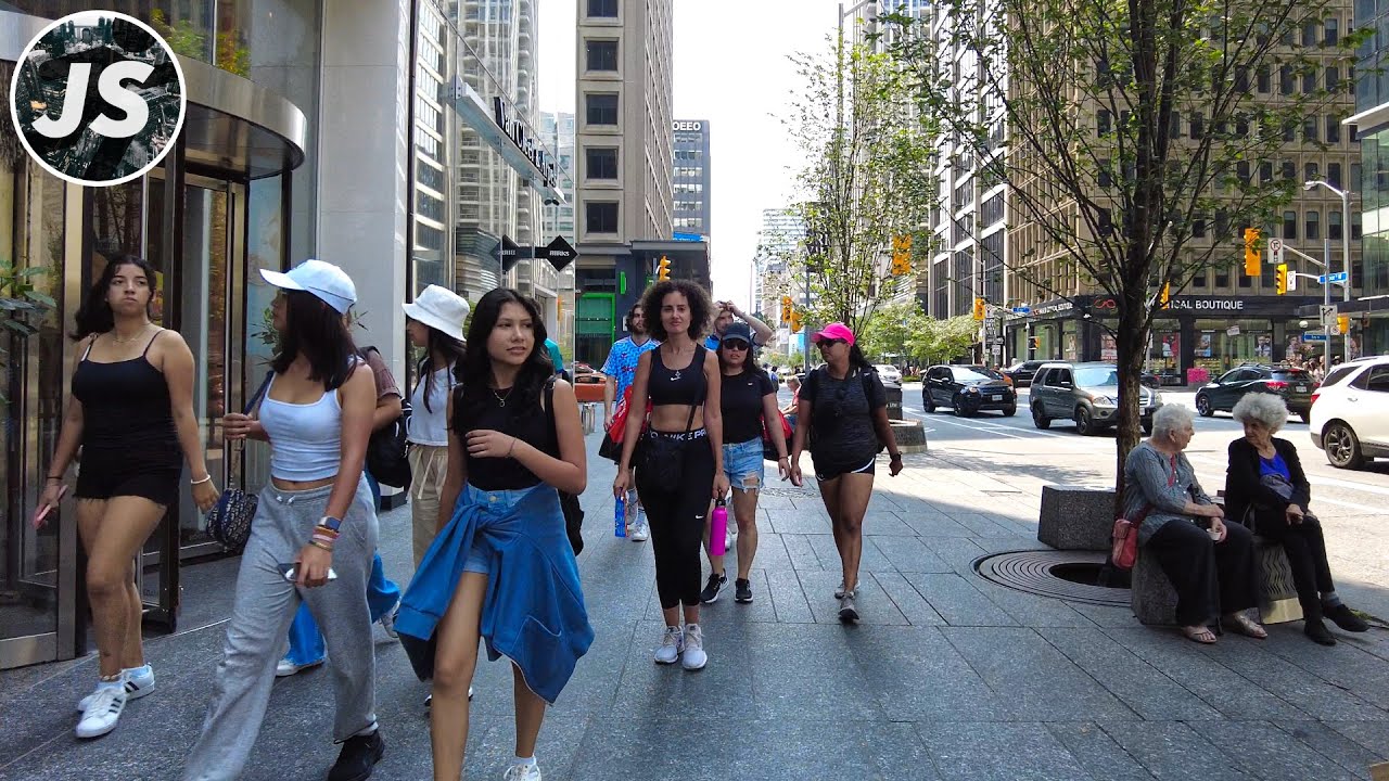 Swanky Yorkville Village | Sunday Toronto Walk