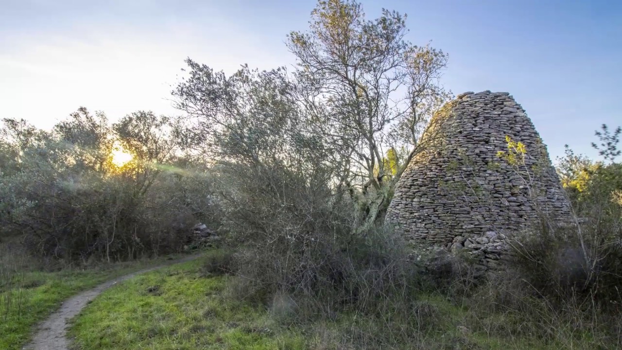 Sentier des Capitelles de Saint Siffret à Uzès 30700 Gard 01 2020