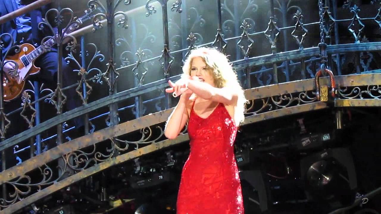 Taylor Swift - Better than Revenge - Gillette Stadium 06.26.11