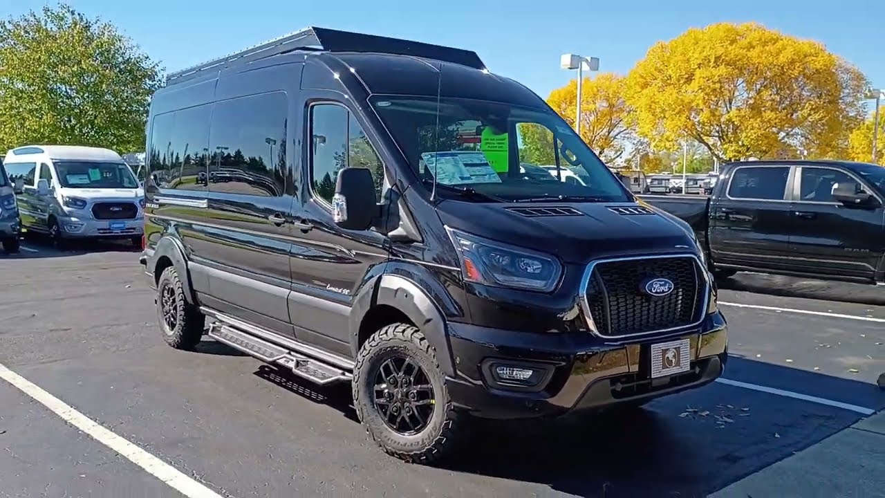 FC13007T. Переоборудованный в 9-местный фургон Ford Transit 2026 года выпуска. Trail Boss от Expl...