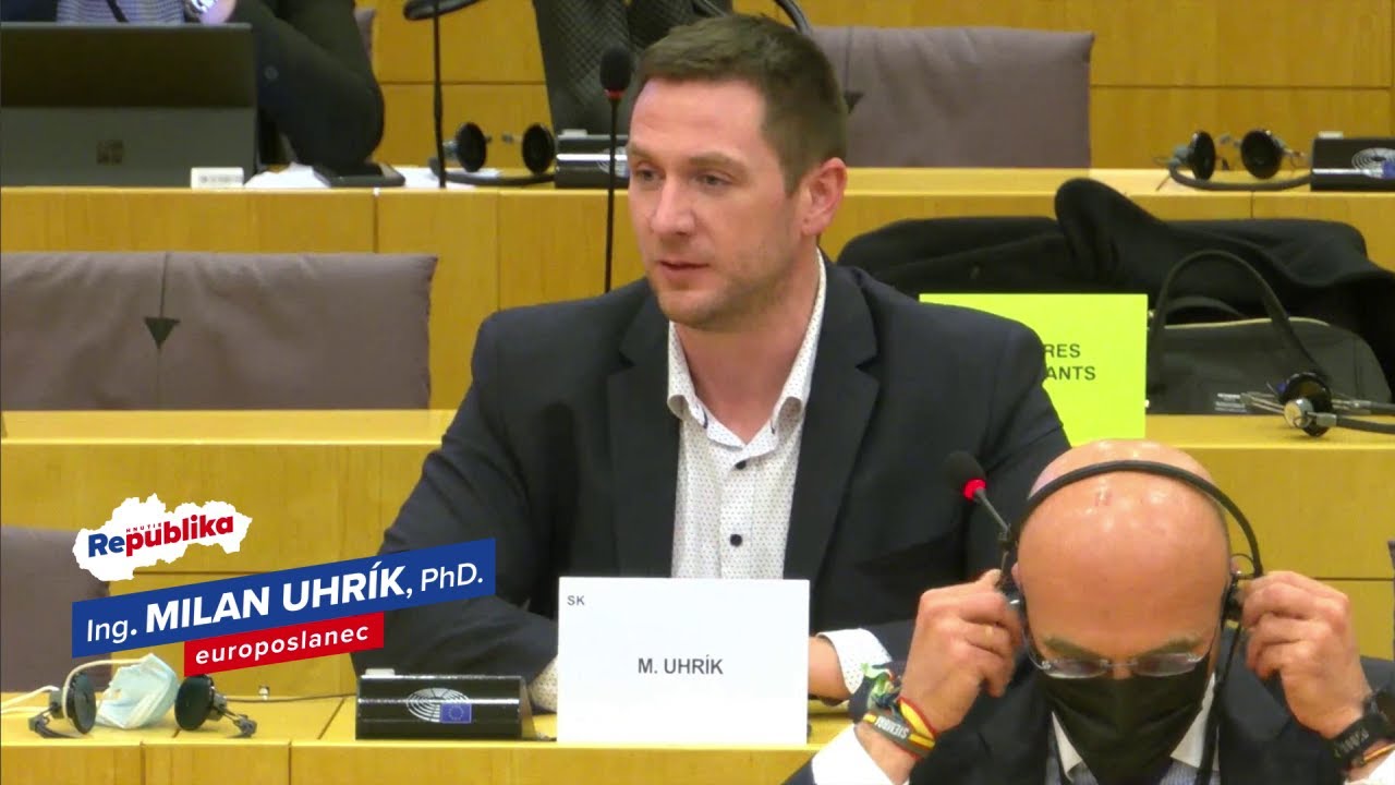 M. Uhr&iacute;k v E&Uacute;: Maďarsko rob&iacute; dobre, že nevp&uacute;&scaron;ťa d&uacute;hov&eacute; mimovl&aacute;dky do &scaron;k&ocirc;l