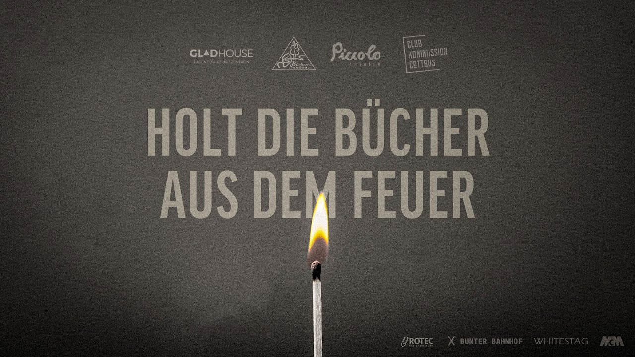 Holt die Bücher aus dem Feuer (360° 8K)