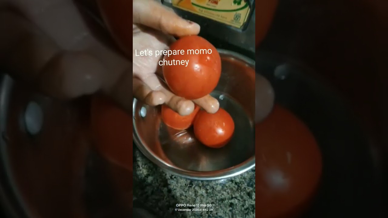 Easy & Unique shaped MOMOS recipe at home @poorvi thakurr