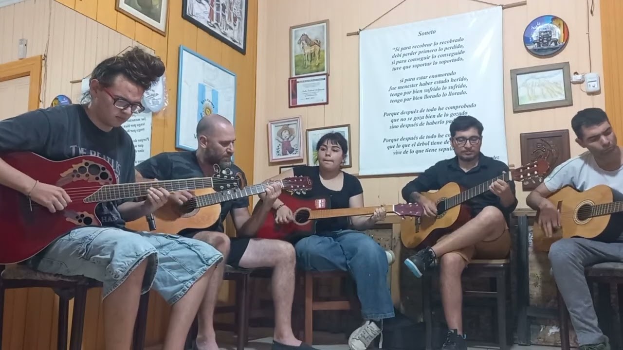 Bad Moon Rising (Creedence) - Brasil/riBer decime que se siente (ensayo)