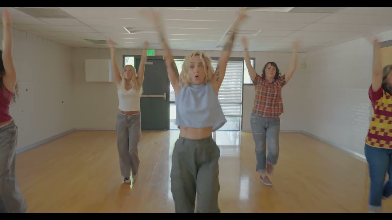 LAP&ecirc;CHE - Happy 4U (Official Music Video)