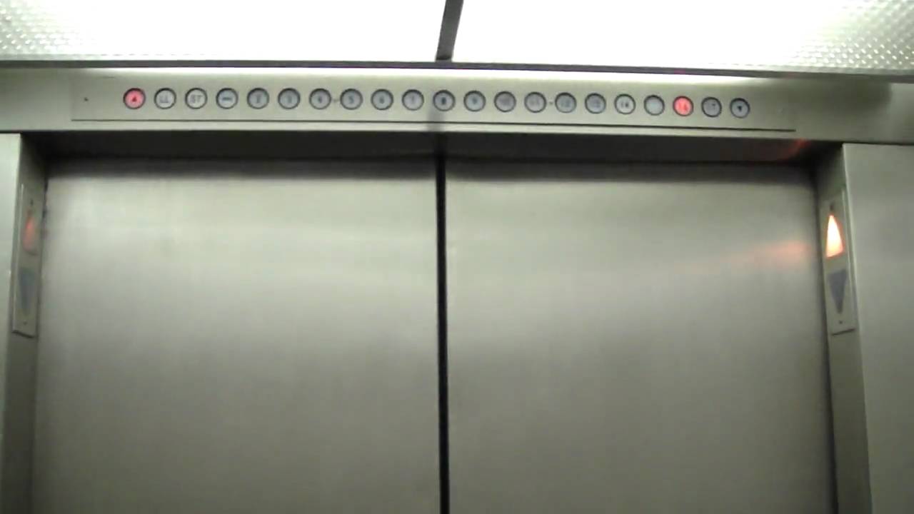 Haughton Traction Elevator @ Barnes Hospital St. Louis MO West Pavilion lift
