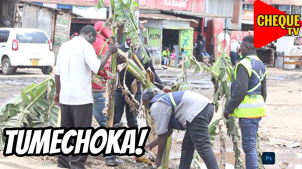 Drama in Barnabas Nakuru as Angry Residents Block & Plant Bananas on the road due to Poor Condition!