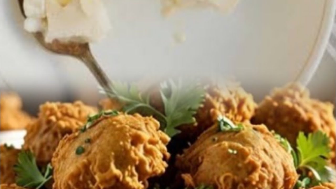 Aloo Pyaz Ke Crispy Pokode | Aloo Bahjiya | Iftar Special Pakora Recipe | Ramadan Special Pokode