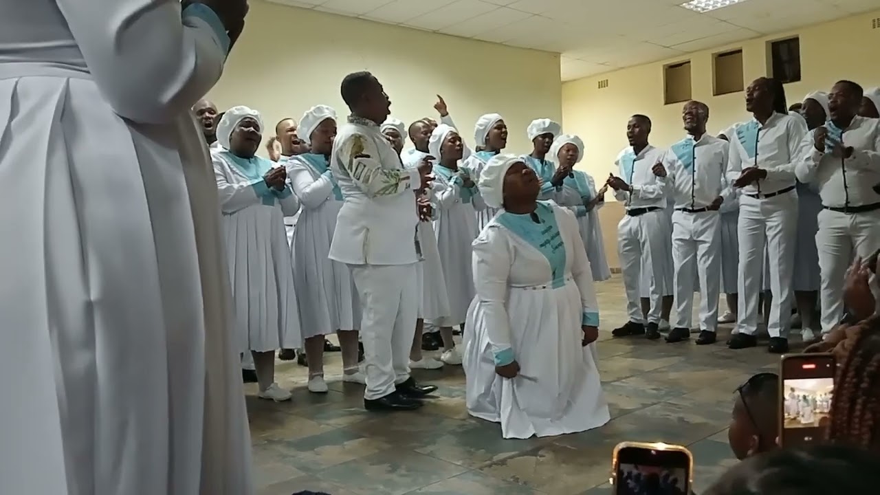 Mighty Oh! Lord Singers(MOLS) - Ungumelusi