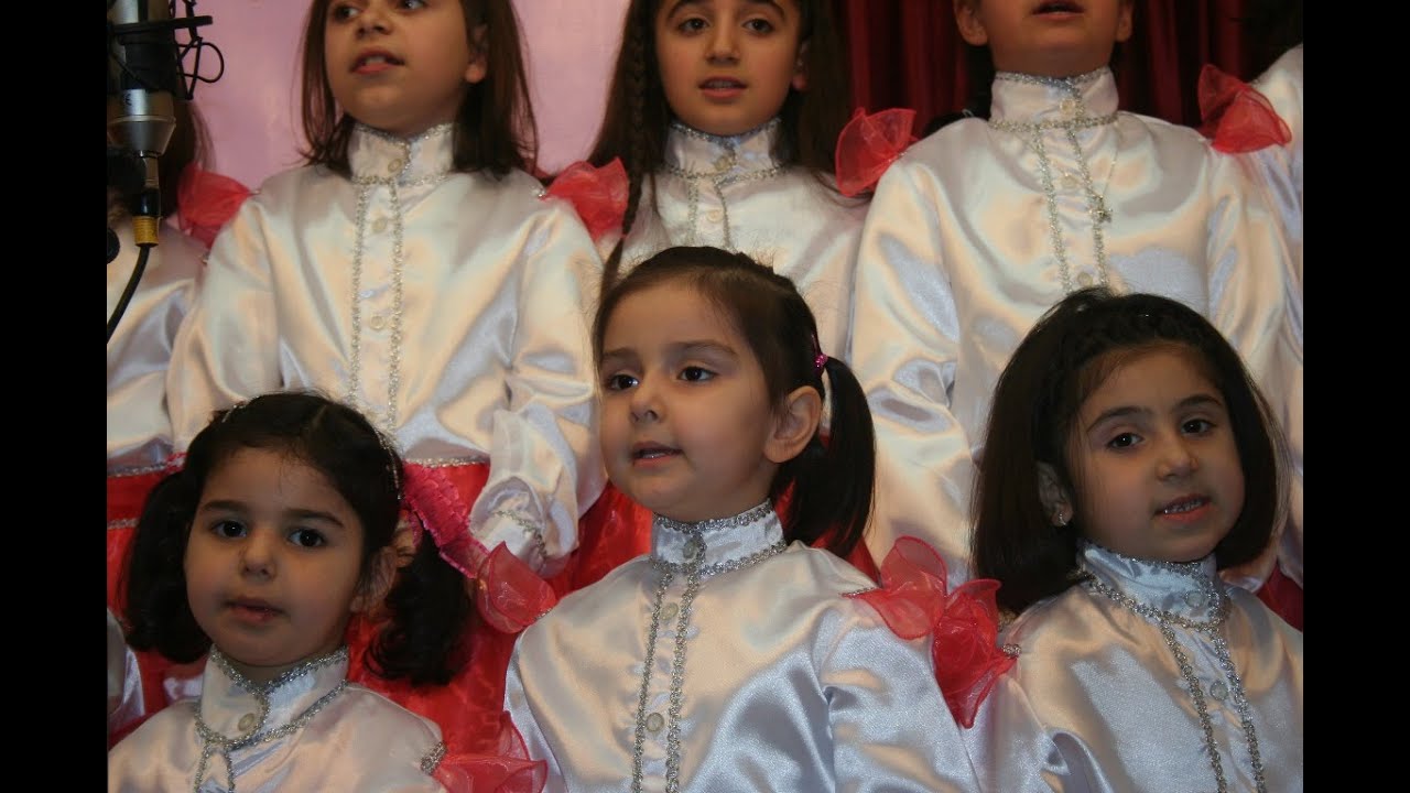 Sordum Sarı Çiçeğe AKÇEV Çocuk Korosu