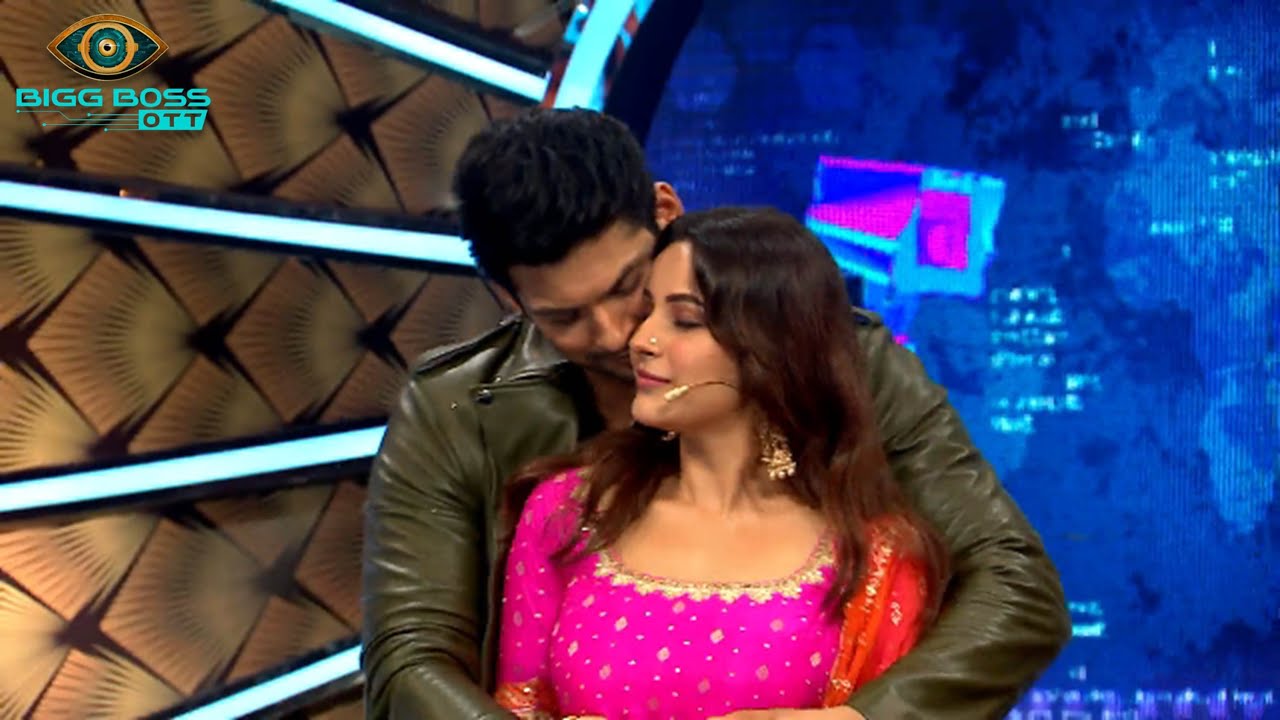 BB OTT: Sidnaaz Romantic Dance Performance In Bigg Boss