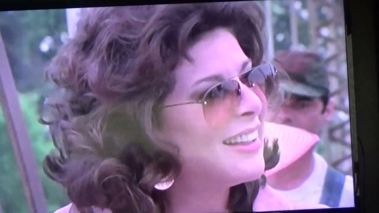 ODE TO BILLY JOE / BOBBIE GENTRY Explains the Song! *( Movie/Bio