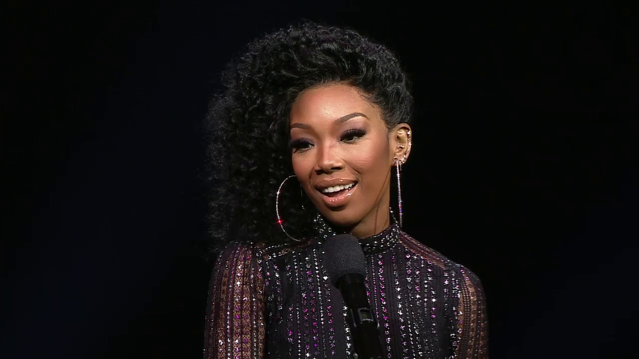 Brandy Accepts Excellence Award | Urban One Honor