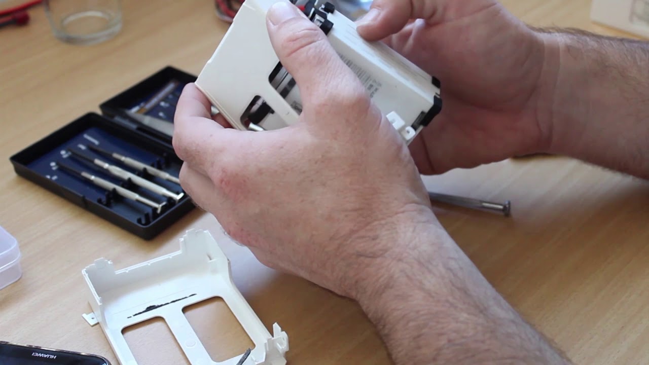 DJI Phantom 4 Pro Bad Battery Disassembly