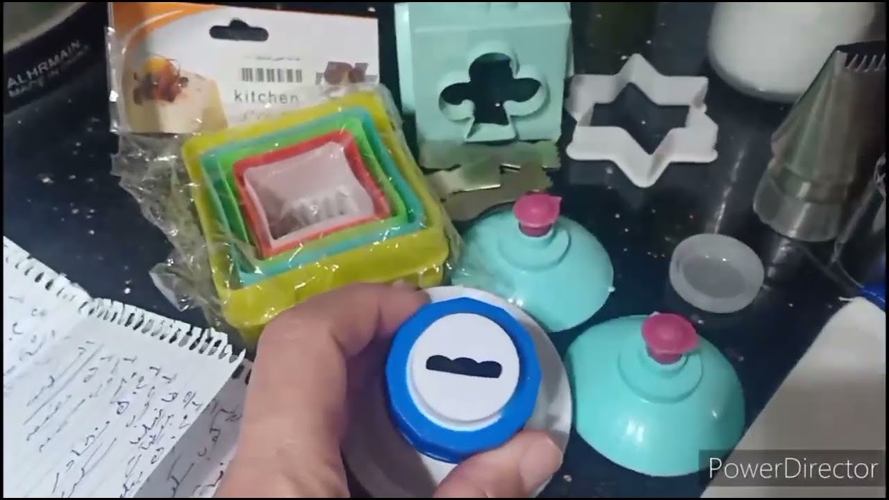 الجزء الأول من حلويات العيد 💪 الكحك والبسكوت 😍