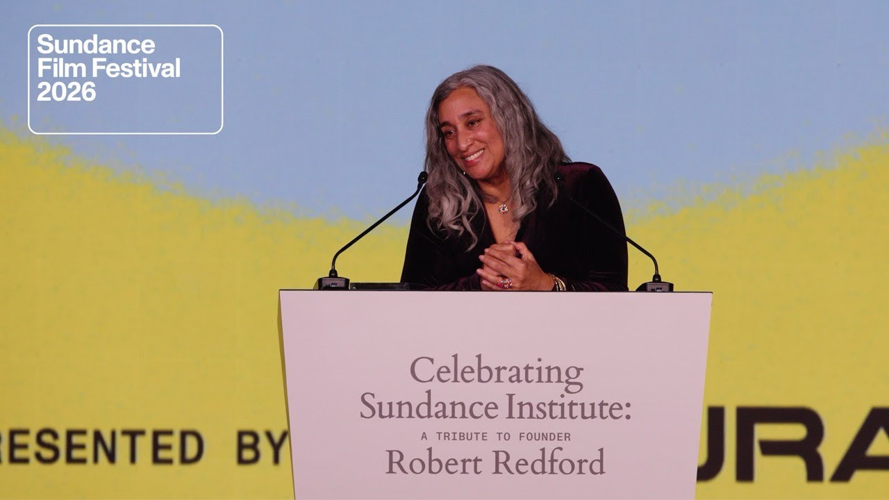 Гита Гандбхир получает премию Vanguard Award на гала-вечере, посвященном кинофестивалю Sundance 2...