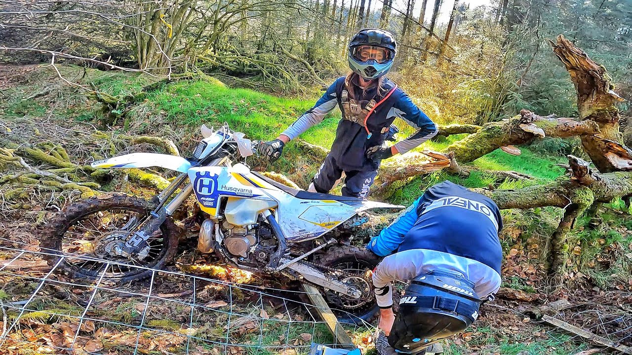 He Destroyed His Husqvarna in The Middle of Nowhere