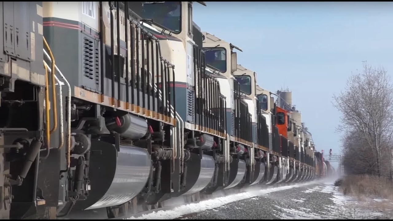NS 6792 SD60M leaser funeral train 14 PRLX executive SD70MAC's
