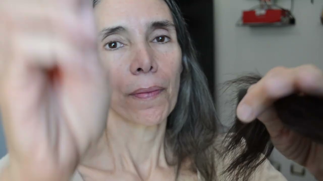 ASMR CEPILLO Y CUIDO TU CABELLO