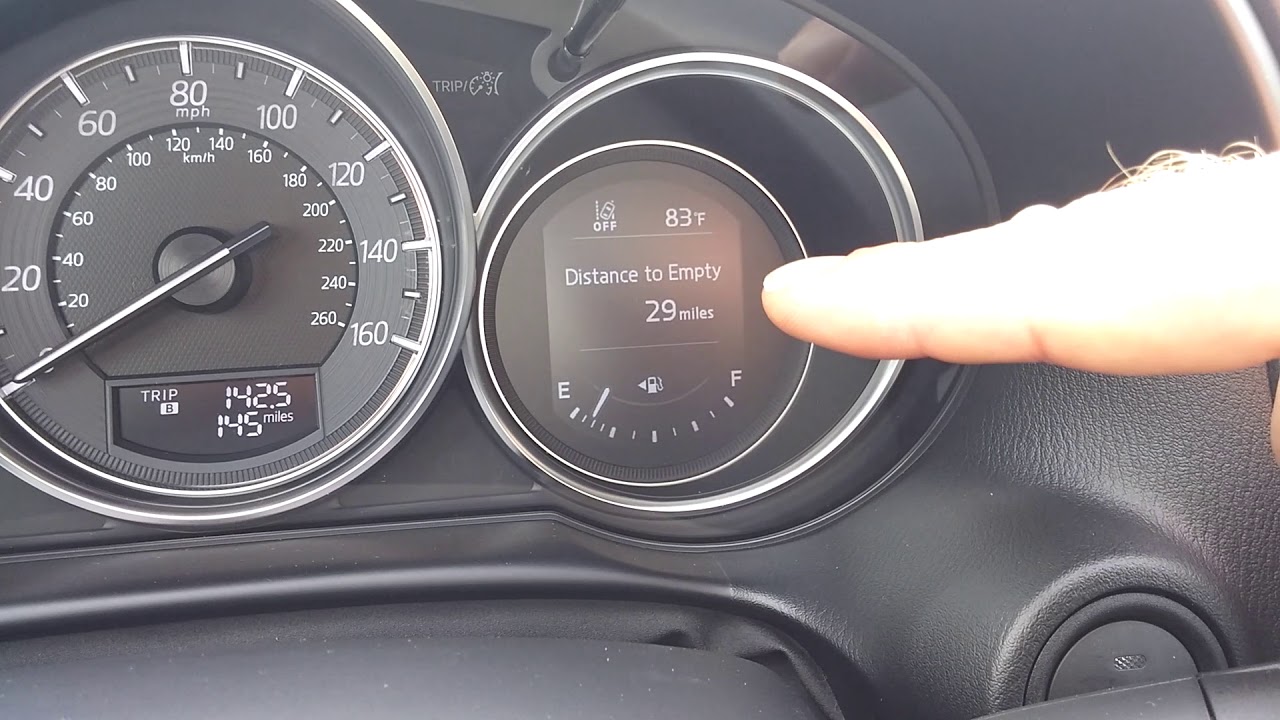 Using info button Mazda CX-5 2016