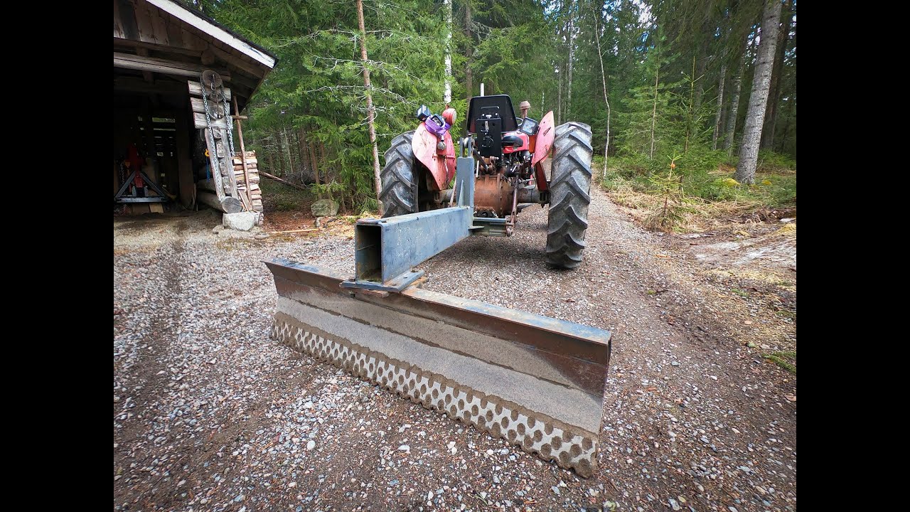 Tien lanausta MF 35.