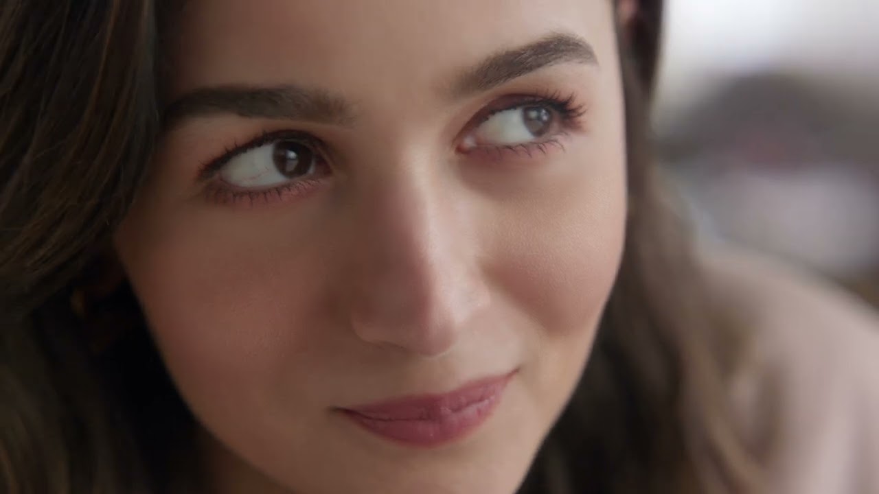 L'Or&eacute;al Paris Worth It campaign ft. Alia Bhatt - 60s Main film With Sub