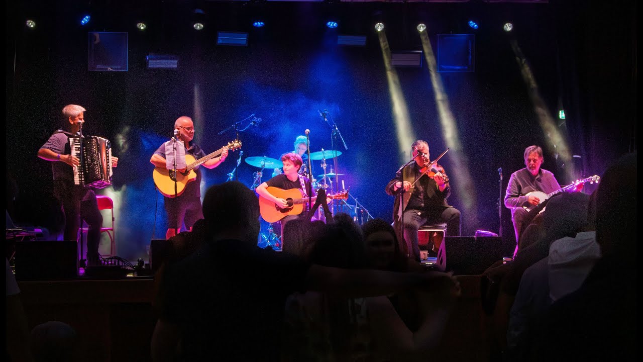 The Wee Toon Tellers at the 2025 Mull of Kintyre Music Festival