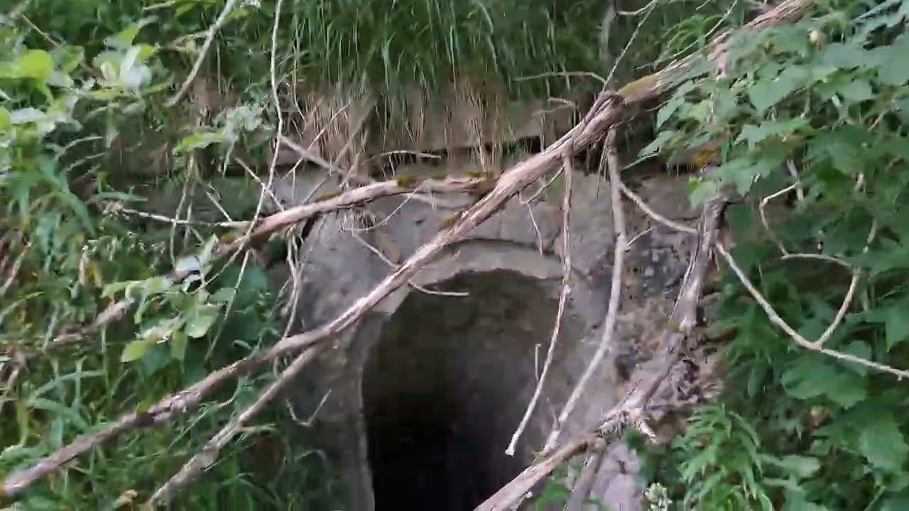 Exploration of an abandoned fortress from the late 19th century