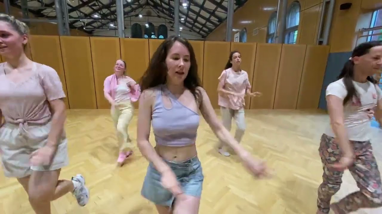 🔥 K-Pop & Urban Dance Styles – Fortgeschrittene Moves mit Daniel Mirkovic