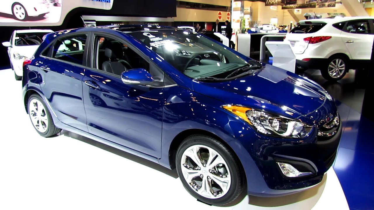 2013 Hyundai Elantra GT - Exterior and Interior Walkaround - 2013 Montreal Auto Show
