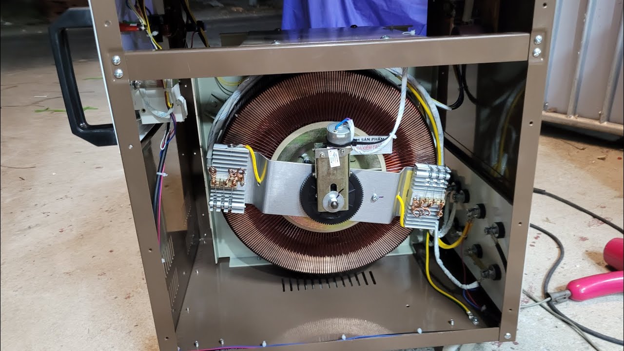Máy ổn áp cách ly chống giật 15KVA tự ngẫu,  7.5kw cách ly